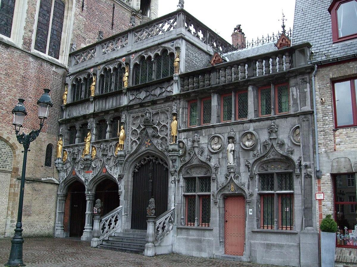 La basilique du Saint-Sang, à Bruges.