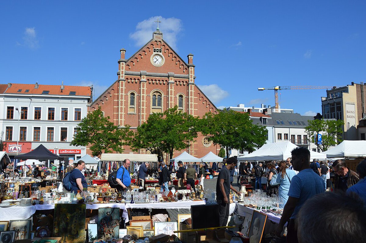 La place du Jeu de Balle, à Bruxelles.