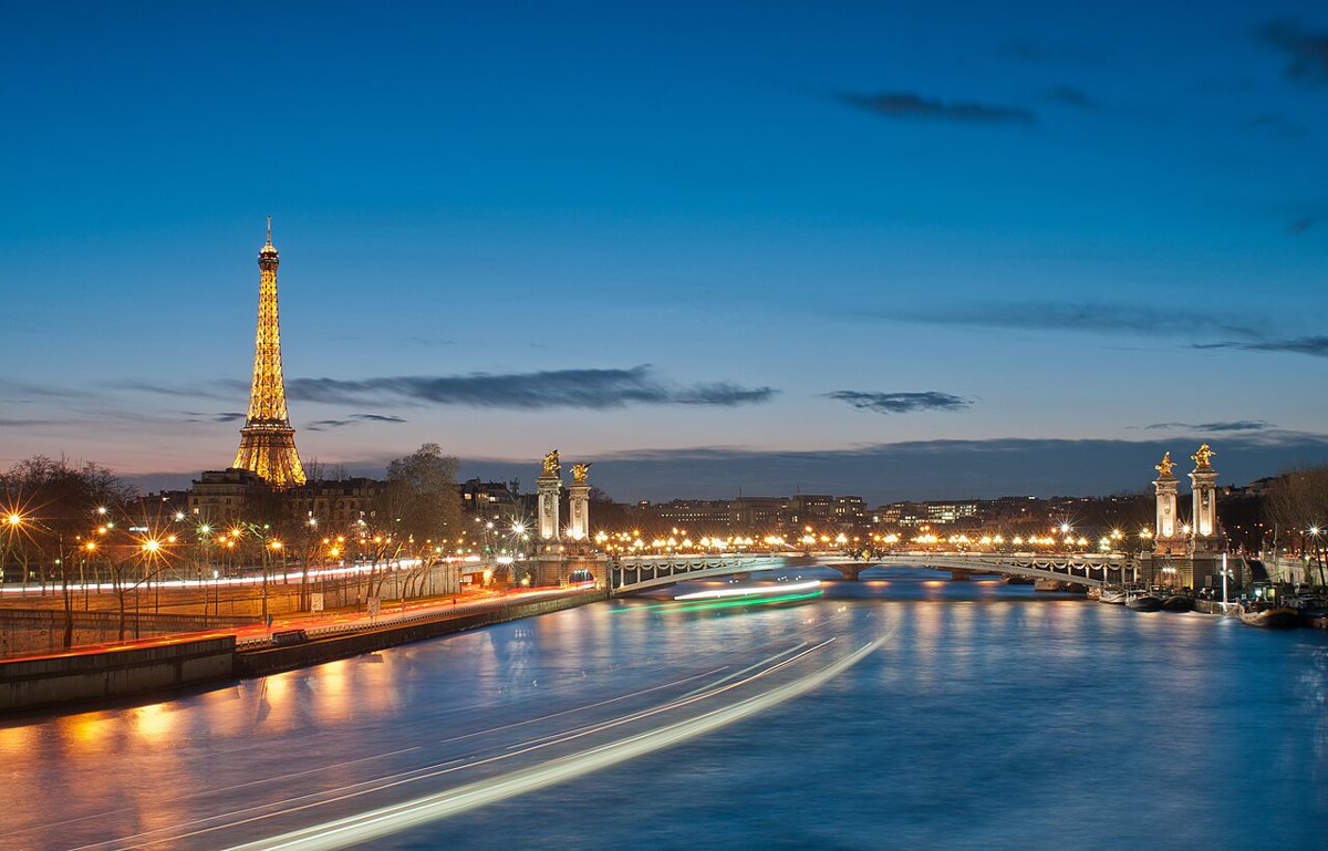 La tour Eiffel, à Paris.